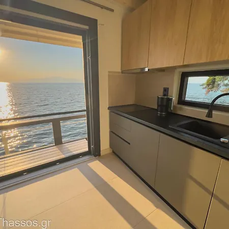 Elysian Seaside Apartment Limenas (Thasos)